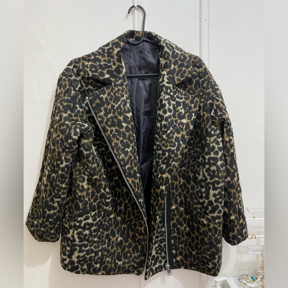 Cheetah print jacket L/XL